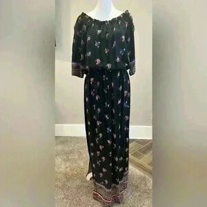 beachlunchlounge Black Floral Maxi Dress